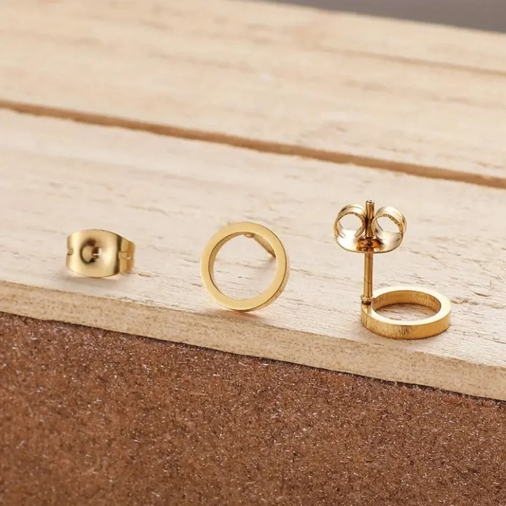 BOGO! Dainty Circle stud Earrings in Color Gold - Boutique NEW - Picture 3 of 5